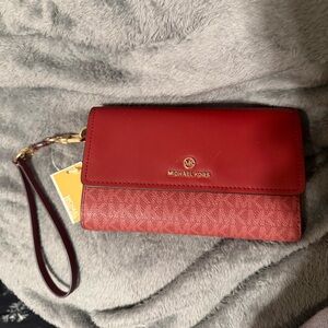 Michael Kors Jet Set Wristlet Wallet